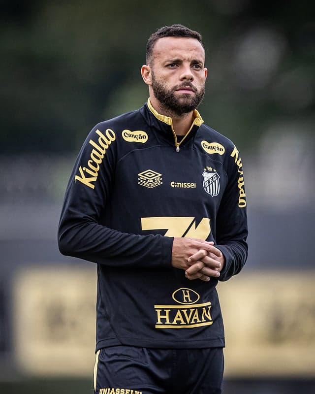 Guilherme chegou ao Santos para jogar a Série B, em 2024. (Foto: Raul Baretta/ Santos FC)