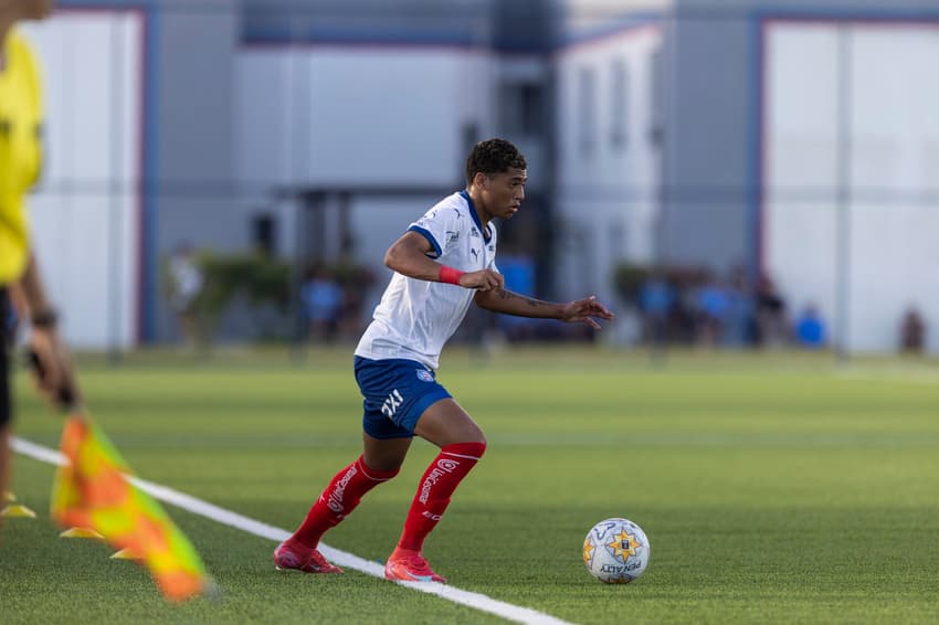 Kauê Furquim em ação pelo Bahia (Foto: Rafael Rodrigues / EC Bahia)