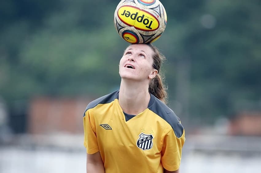Suzana Agostini marcou 78 gols com a camisa do Santos (Foto: Pedro Ernesto Guerra Azevedo/ Santos FC)