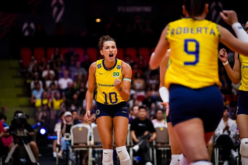 ACOMPANHE - Brasil vence segundo contra a República Dominicana nas oitavas do Mundial de Vôlei