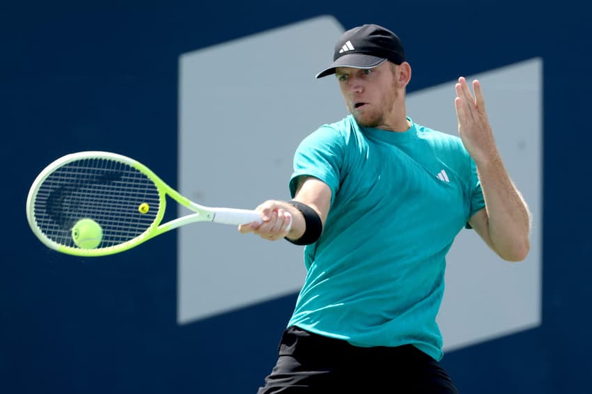 O espanhol Alejandro Davidovich Fokina na vitória sobre o tcheco Jakub Mensik em Toronto (Foto: Matthew Stockman/AFP)