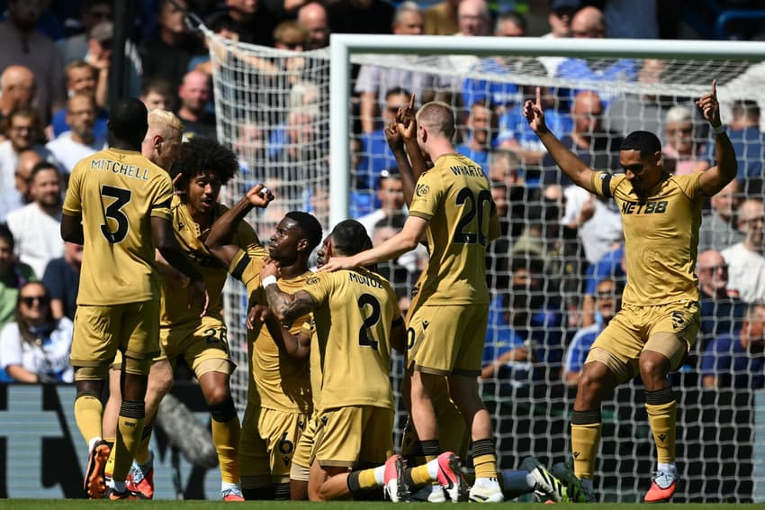 O Crystal Palace empatou em 0 a 0 com o Chelsea pela Premier League (Foto: JUSTIN TALLIS / AFP)