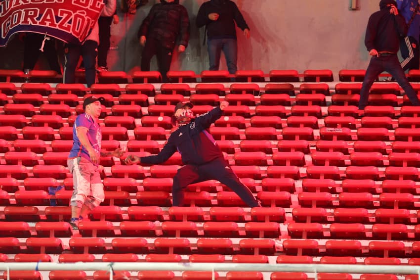 FBL-SUDAMERICANA-INDEPENDIENTE-UCHILE-FANS Sul-Americana Indepiendiente Universidad de Chile