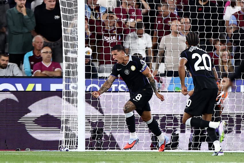 O Chelsea venceu o West Ham por 5 a 1 (Foto: HENRY NICHOLLS / AFP)