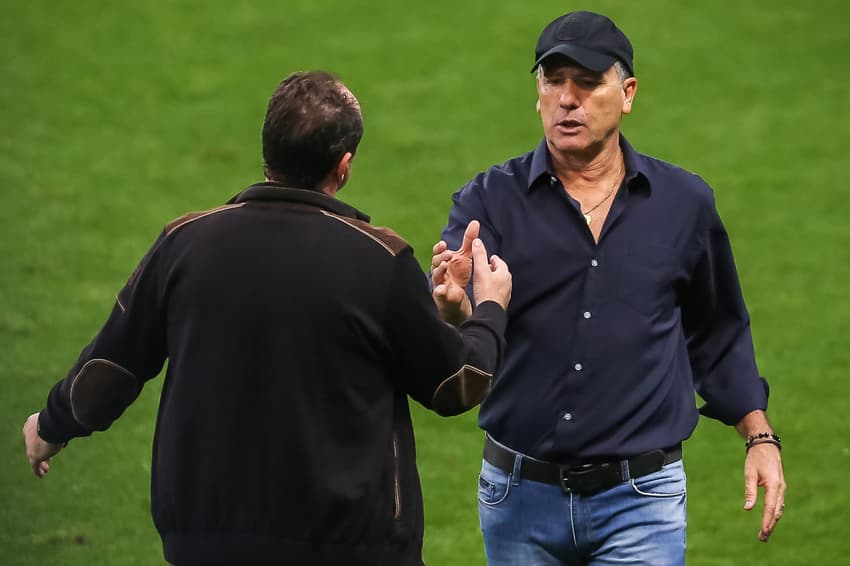 Rogério Ceni e Renato Gaúcho se encontram em Grêmio x Fortaleza (Foto: Pedro H. Tesch/AGIF)