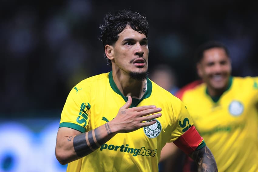Gustavo Gómez, zagueiro do Palmeiras, comemora gol marcado no Allianz Parque