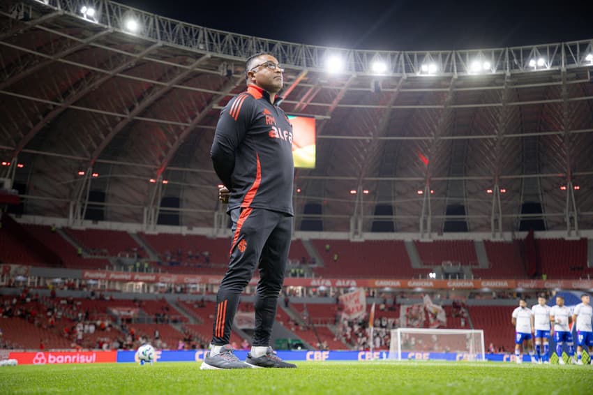 Roger Machado, técnico do Fortaleza