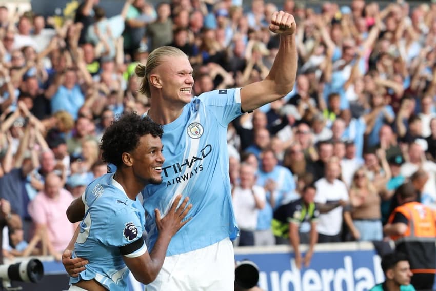 Erling Haaland marcou duas vezes contra o Wolves pela Premier League (Foto: Darren Staples / AFP)