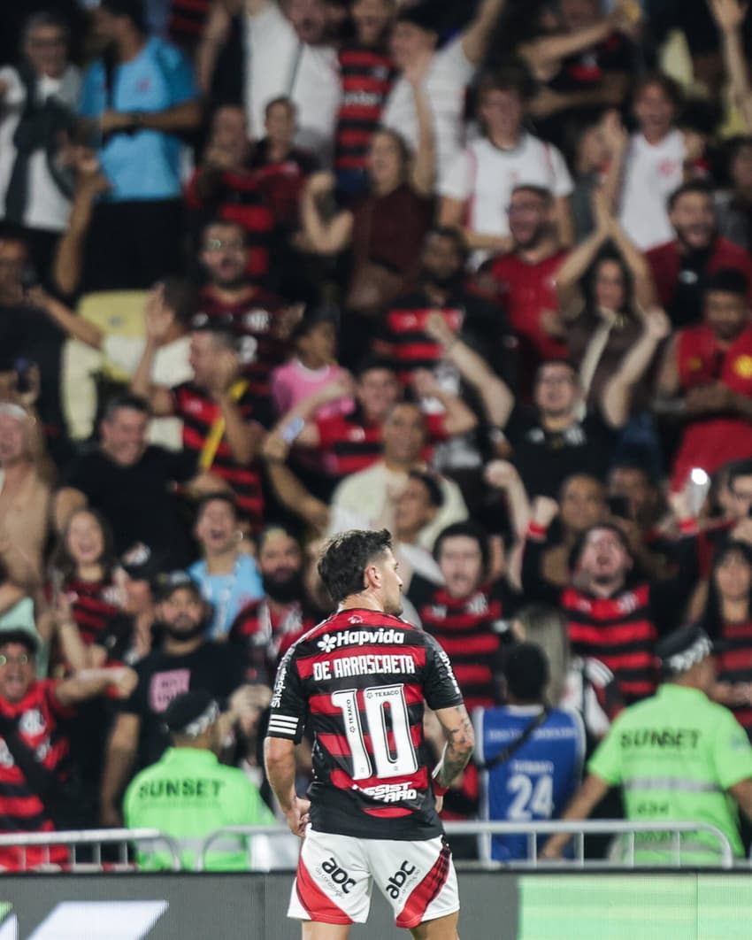 Arrascaeta Flamengo Vitória
