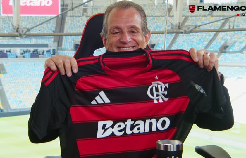 Bap mostra aplicação da logo da Betano no uniforme do Flamengo