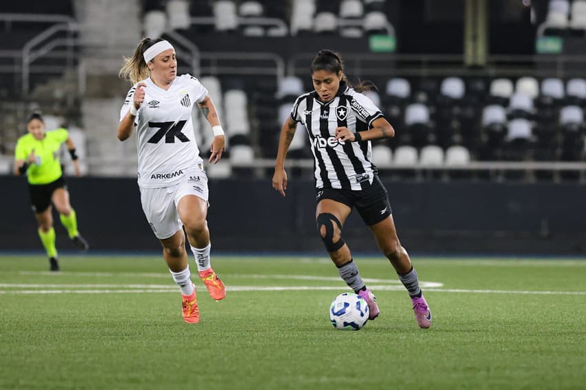 Botafogo e Santos duelam pelo título do Brasileirão Feminino A2 (Foto: Arthur Barreto/BFR)
