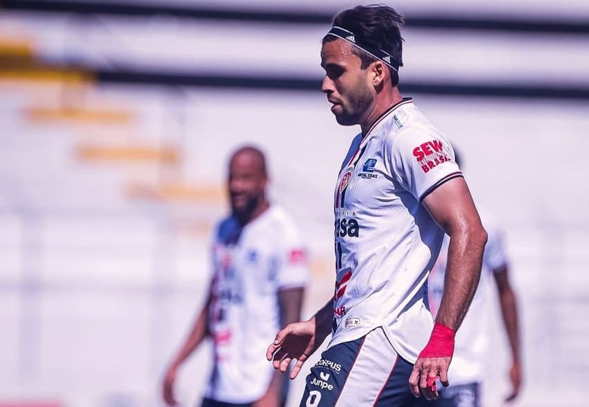 Brunão, ex-Ceará, está atuando no Primavera (Foto: Rodrigo Menezes)