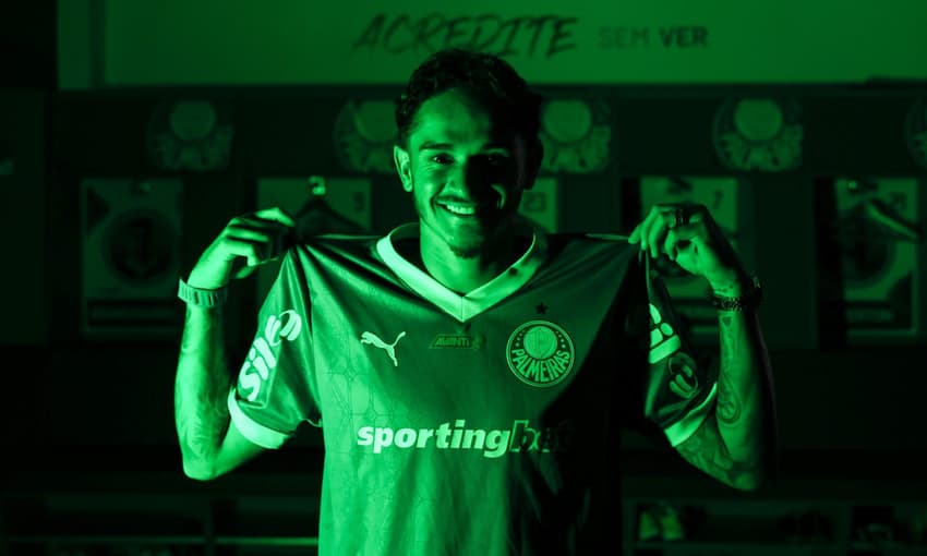 Khelvven acertou com o Palmeiras