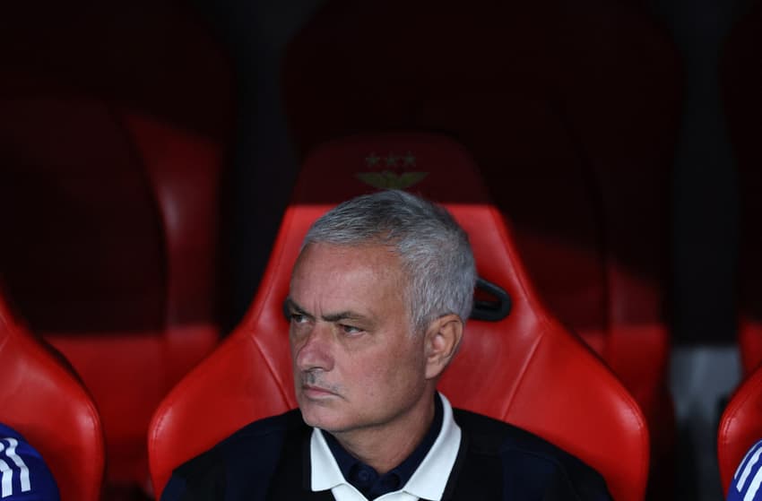 José Mourinho no Estádio da Luz para o jogo entre Fenerbahce e Benfica
