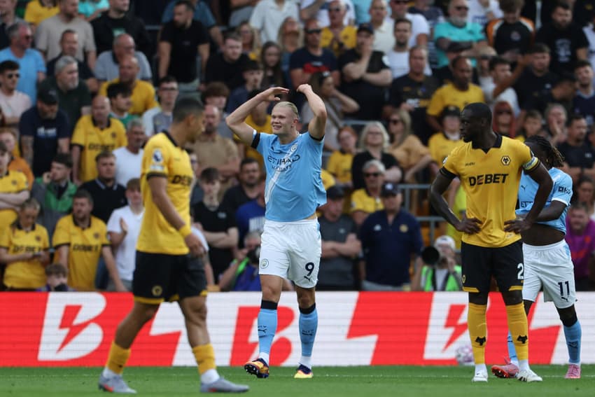 Erling Haaland marcou duas vezes contra o Wolves pela Premier League (Foto: Darren Staples / AFP)
