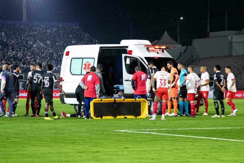 Marlon Freitas ambulância Botafogo Bragantino