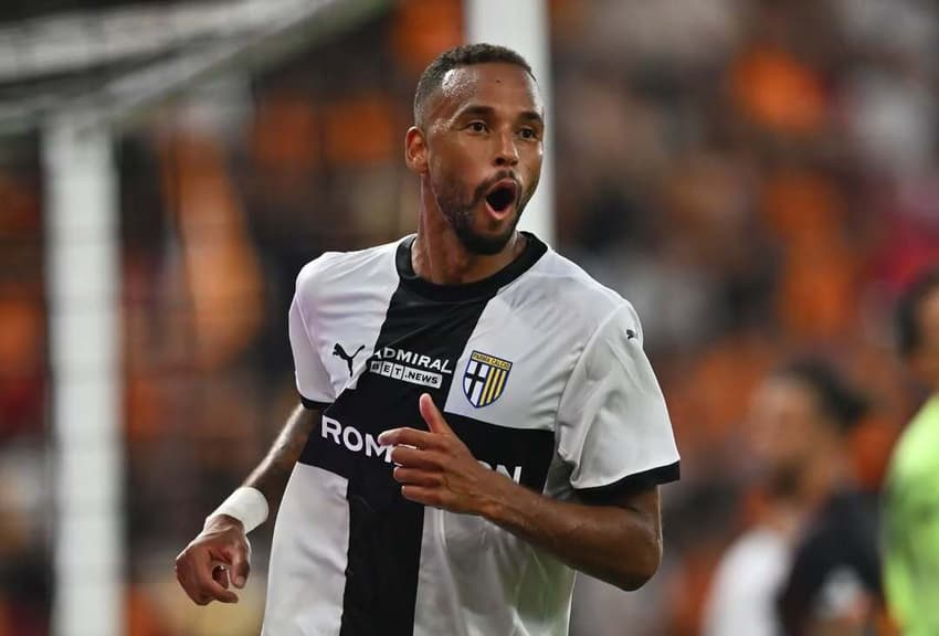 Hernani defende o Parma (Foto: Reprodução/ Instagram)