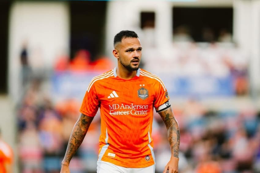 Artur, formado na base do São Paulo, é capitão no Houston Dynamo (Foto: Reprodução)