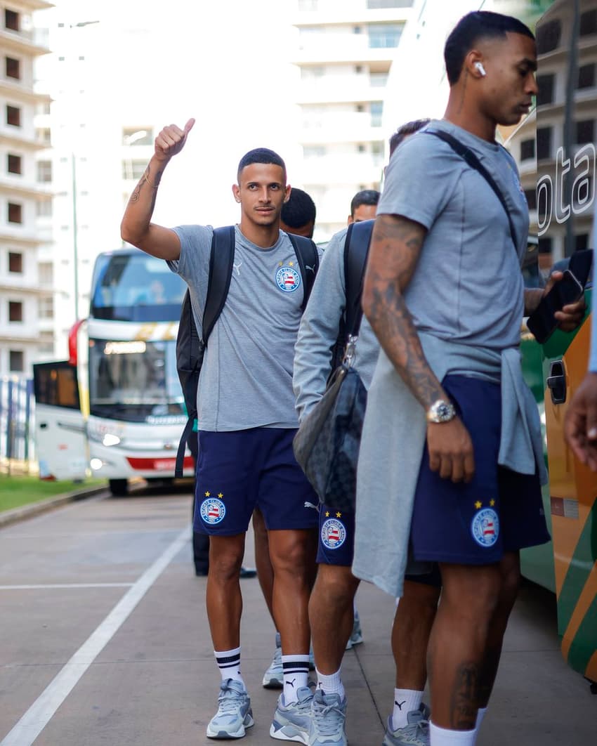 Jogadores do Bahia a caminho do Maião (Foto: divulgação / EC Bahia)