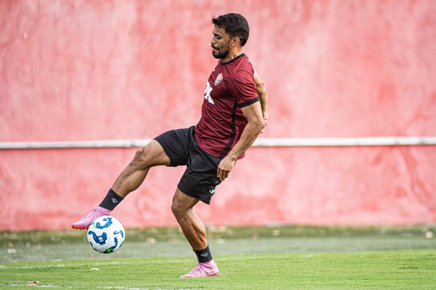 Ronald em treino do Vitória (Foto: Victor Ferreira / EC Vitória)