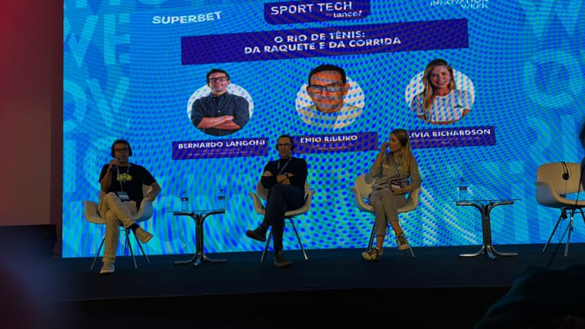 Bernardo Langoni, da Maratona do Rio, Olivia Richardson, da PRIO, e Enio Ribeiro, do Rio Open (Foto: Gustavo Loio/Lance!)