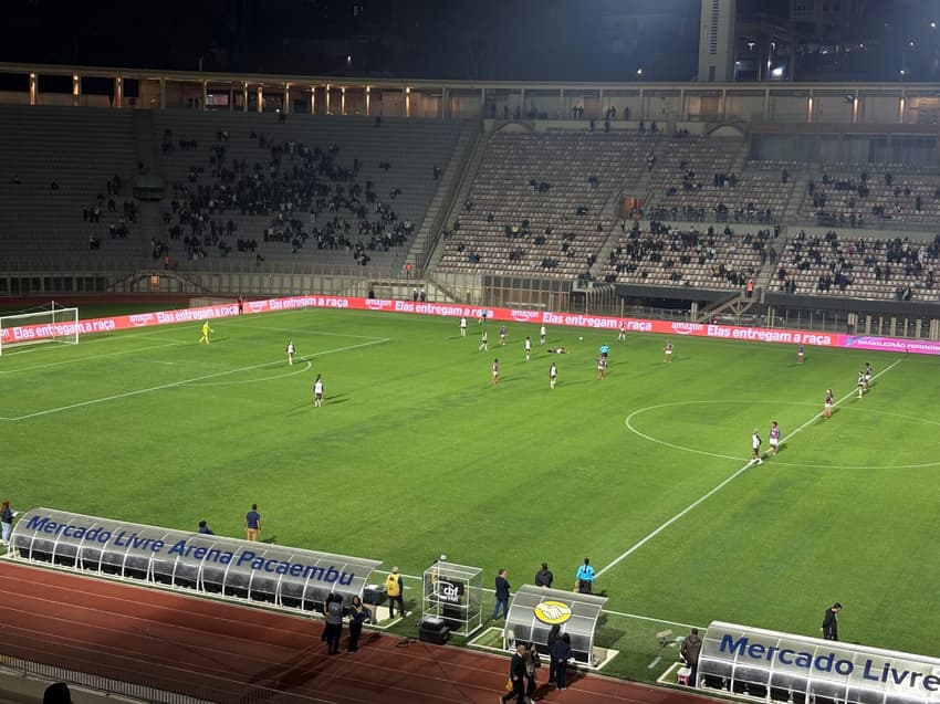 Corinthians e Bahia se enfrentam no Pacaembu pelo Brasileirão Feminino. (Foto: Giselly Corrêa/Lance!)