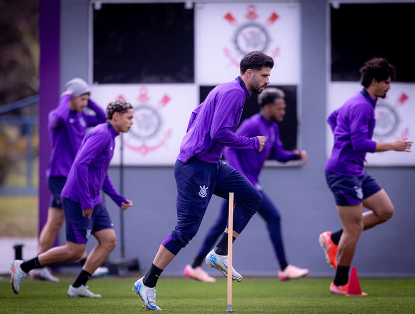 Dorival relacionou 24 jogadores para o duelo (Foto: Rodrigo Coca/Agência Corinthians)