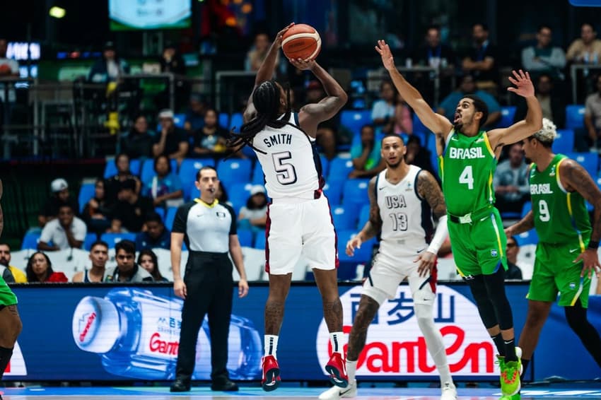 Brasil e Estados Unidos se enfrentam na Americup de Basquete (Foto: Divulgação / Fiba)