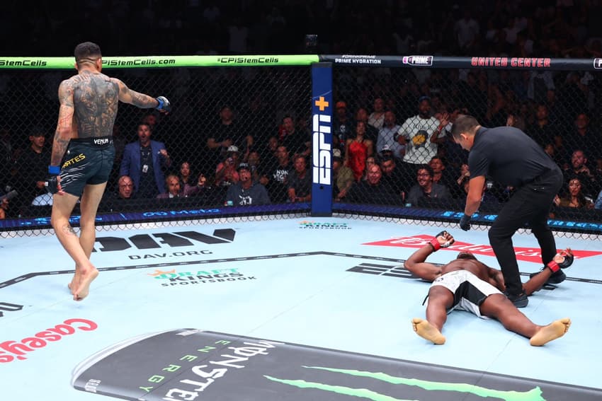 Carlos Prates é um dos destaques dos meio-médios do UFC (Foto: Divulgação/UFC)