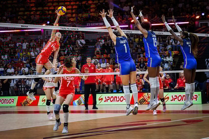 China e França se enfrentaram pelas oitavas de final do Mundial de Vôlei (Foto: Volleyball World)