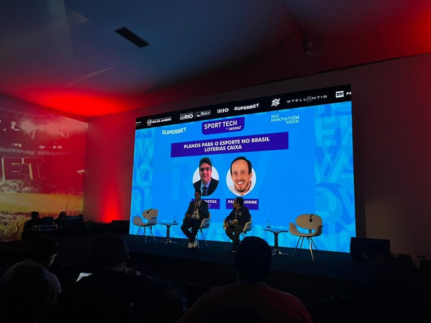 Denis Matias e Paulo Ganime durante painel no Rio Innovation Week