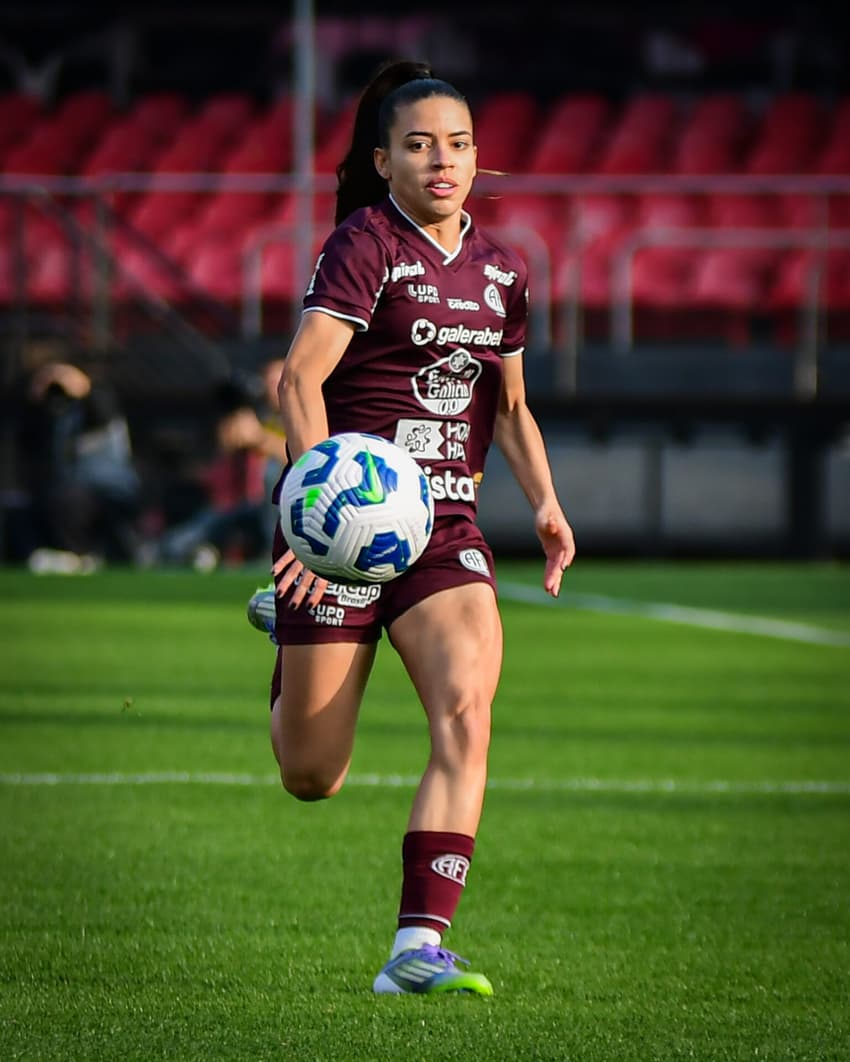 Fátima Dutra está na Ferroviária desde 2024. (Foto: Rafael Zocco/Ferroviária)