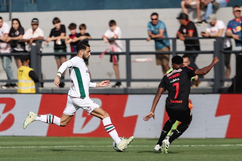 Freytes em atuação contra o Bragantino. (Foto: Lucas Merçon/Fluminense)
