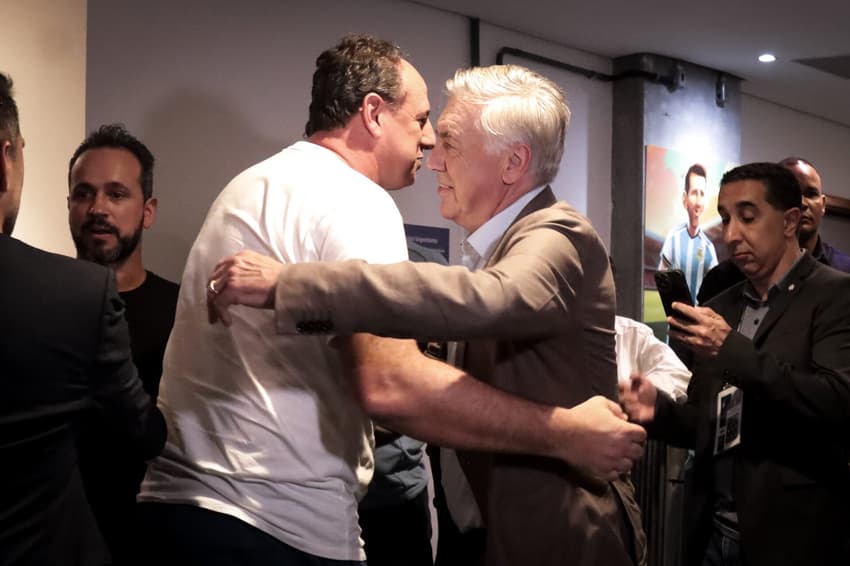 Ancelotti e Rogério Ceni (Foto: Divulgação/ CBF)