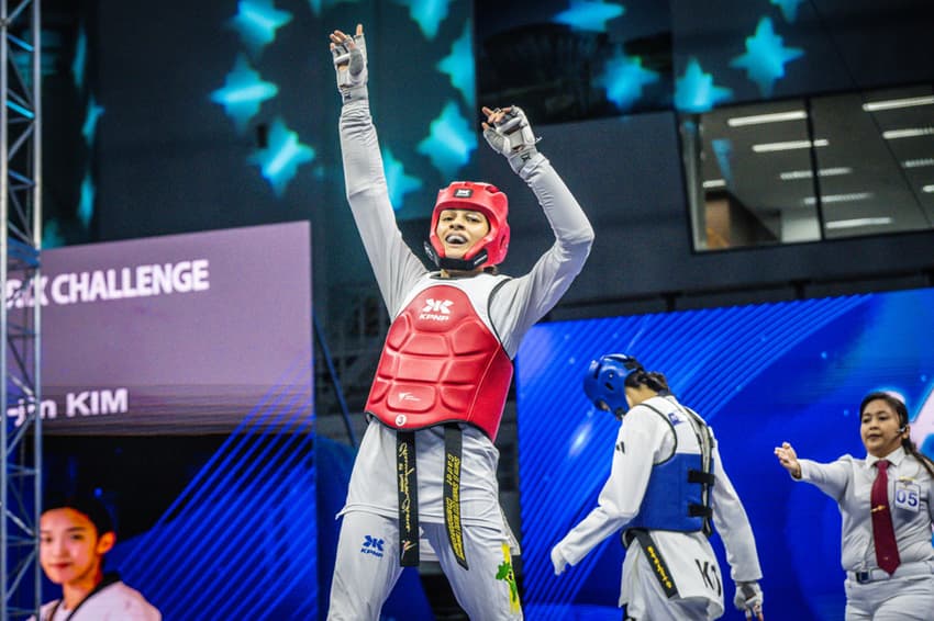 Brasileira derrotou atual campeã olímpica da categoria
