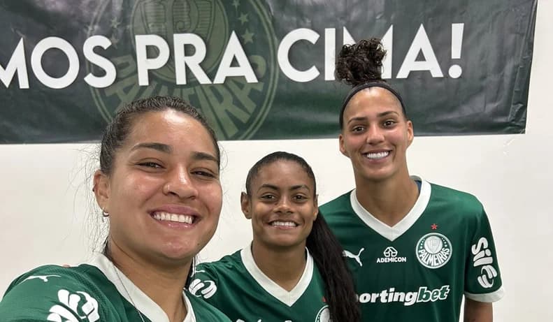 Brena, Tainá Maranhão e Amanda Gutierres, jogadoras do Palmeiras. (Foto: Reprodução)