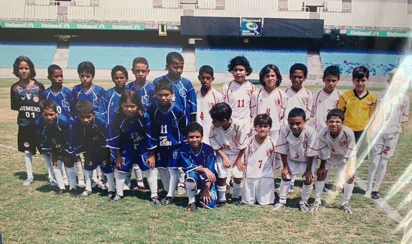 Pedro em sua estreia no Maracanã ainda criança. (Foto: Reprodução)