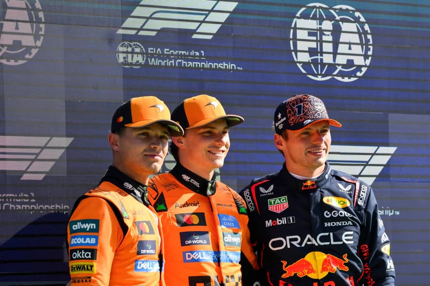 Pódio da classificação do GP da Holanda: Piastri, em primeiro, com Norris e Verstappen na sequência (Foto: JOHN THYS / AFP)