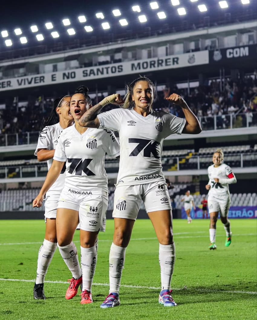Santos comemora classificação à final da Série A2 Feminina. (Foto: Reinaldo Campos/Santos FC)