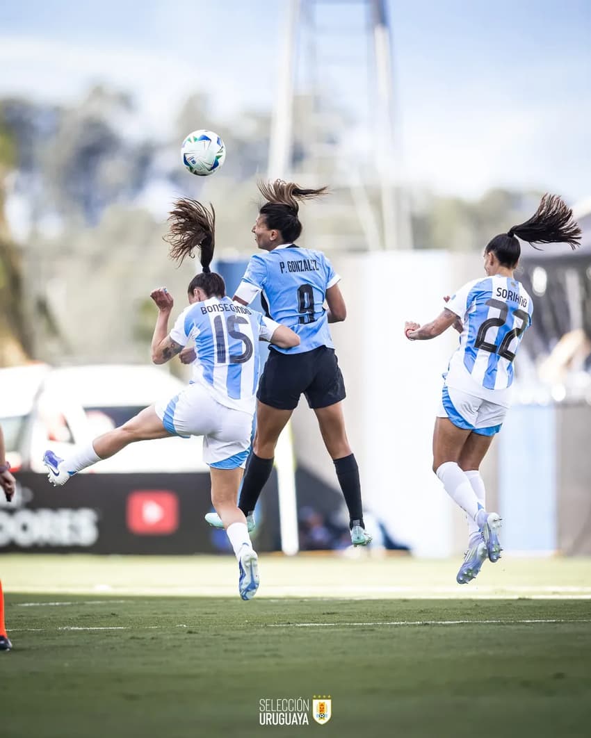 Uruguai e Argentina duelam pela Copa América Feminina. (Foto: Seleção Uruguaia/Divulgação)