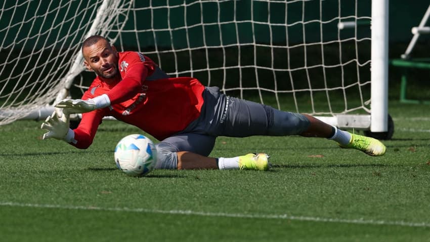 Weverton - goleiro do Palmeiras - antes da Libertadores contra o River Plate 