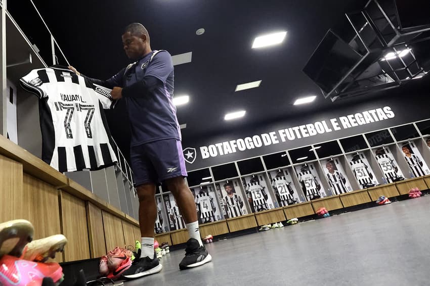 vestiário botafogo escalação