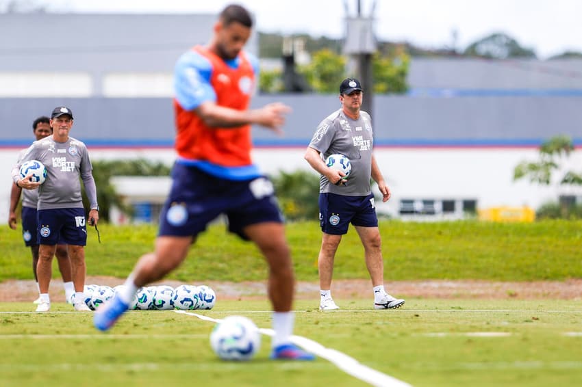 Rogério Ceni em treino do Bahia no CT Evaristo de Macedo (Foto: Rafael Rodrigues / EC Bahia)