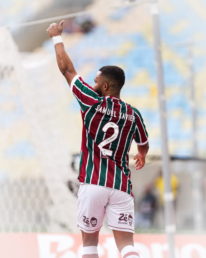 Samuel Xavier foi substituído em Fluminense x Botafogo (FOTO: MARINA GARCIA / FLUMINENSE F.C.)