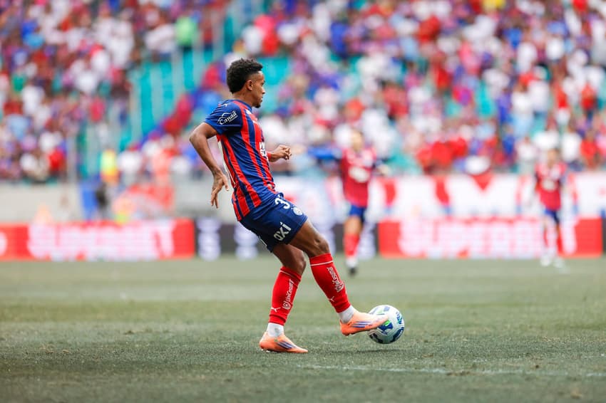 Kayky em ação contra o Palmeiras, na Arena Fonte Nova (Foto: Rafael Rodrigues/EC Bahia)