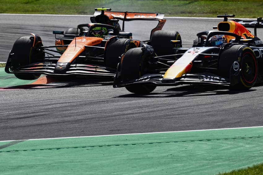 Verstappen e Norris disputam posição no GP da Itália (Foto: Philippe Lopez / AFP)
