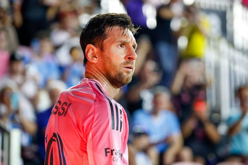 Lionel Messi se destaca na vitória do Inter Miami (Foto: Chris Arjoon / AFP)