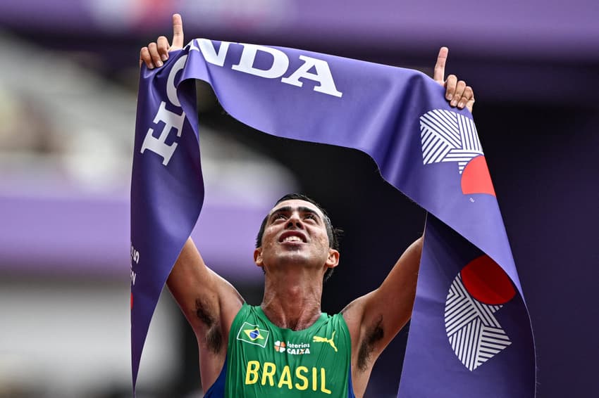 Caio Bonfim campeão da marcha atlética no Mundial de Atletismo no Japão (Foto: Jewel Samad/ AFP)