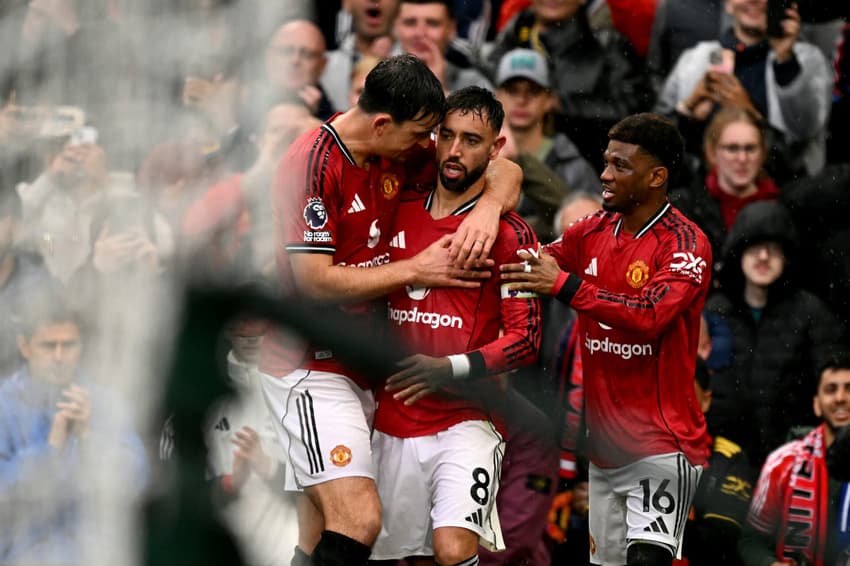 Bruno Fernandes comemora gol em United x Chelsea (Foto: Oli SCARFF / AFP)