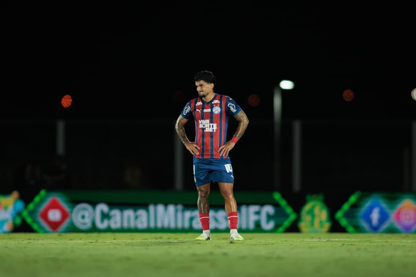 Cauly lamenta derrota do Bahia contra o Mirassol (Foto: Vinicius Silva/AGIF)